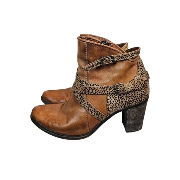 Miz Mooz Womens Verona Collection Leather Ankle Booties Sz 37 Boho Chic Rugged - Picture 4 of 10